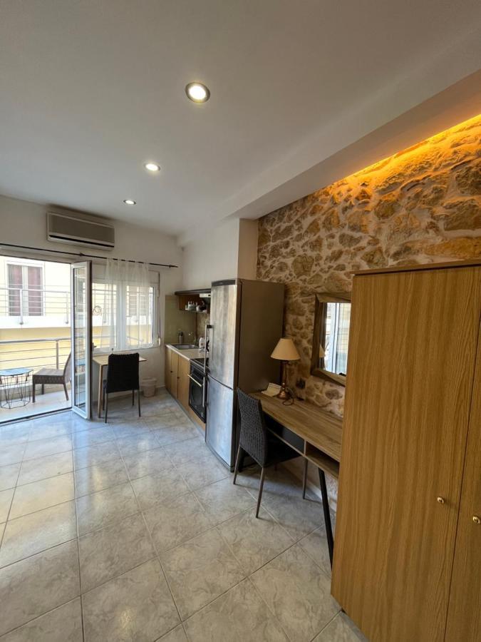 Papyrus City Centre Apartments イラクリオン エクステリア 写真