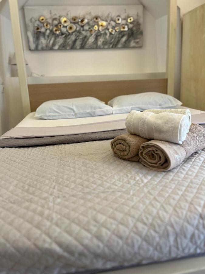 Papyrus City Centre Apartments イラクリオン エクステリア 写真