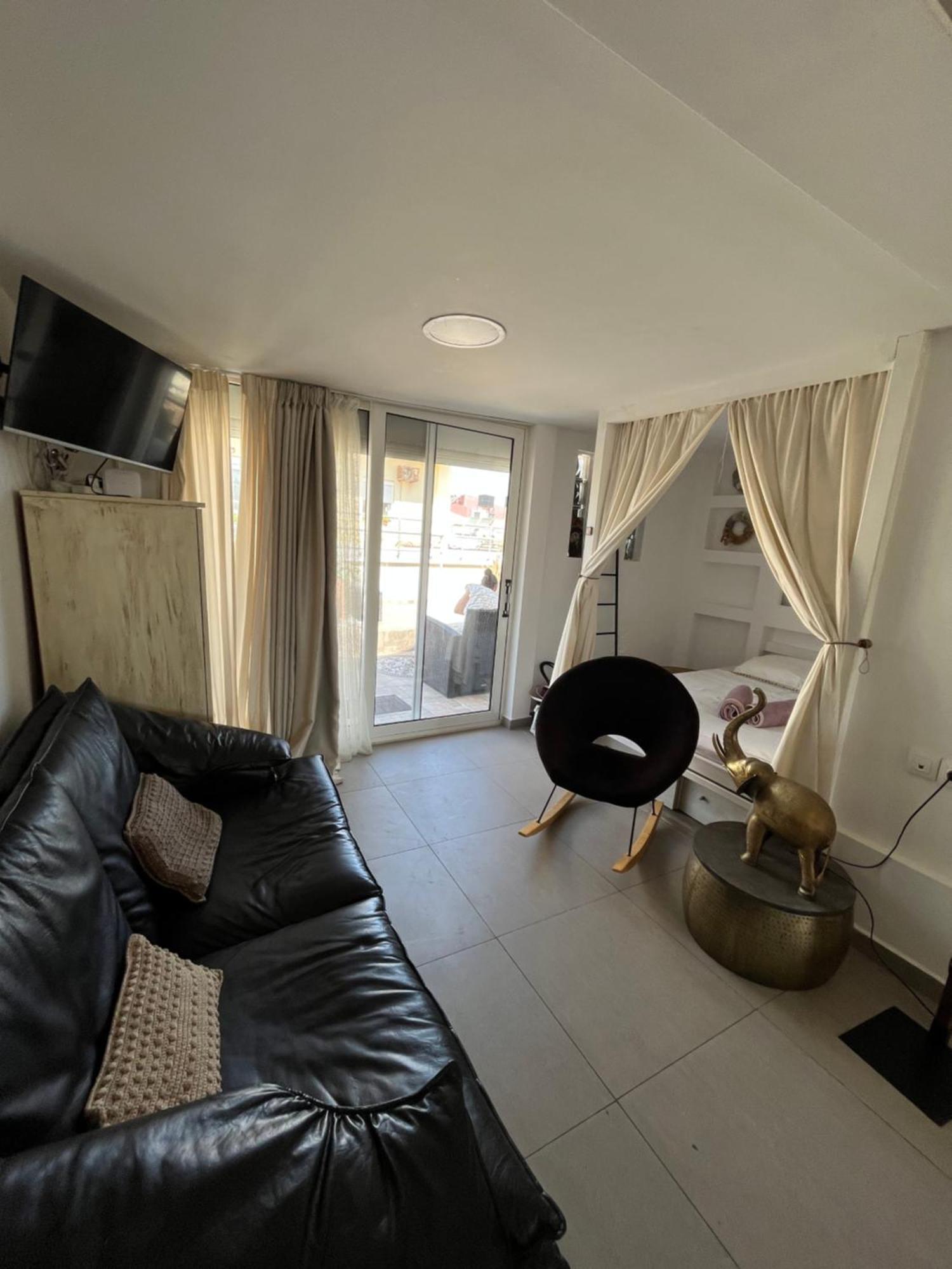 Papyrus City Centre Apartments イラクリオン エクステリア 写真