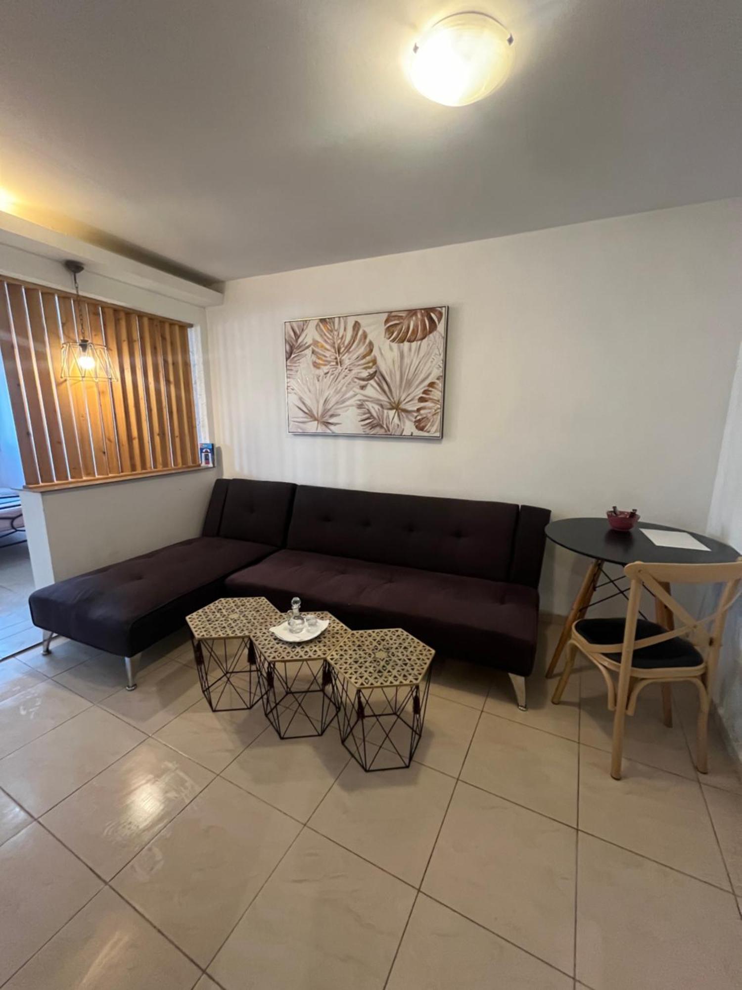 Papyrus City Centre Apartments イラクリオン エクステリア 写真